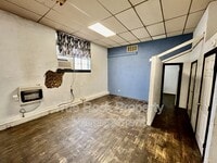 Building Photo - 208 E MAIN, APT #2 (BILLS PAID- not including tv or wifi)