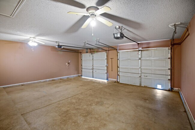 Building Photo - 4910 102nd St