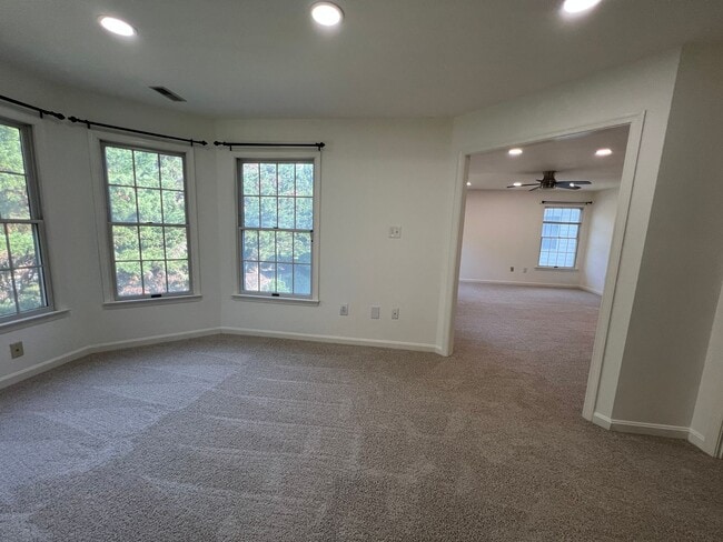 Building Photo - 3025 Windy Knoll Ct