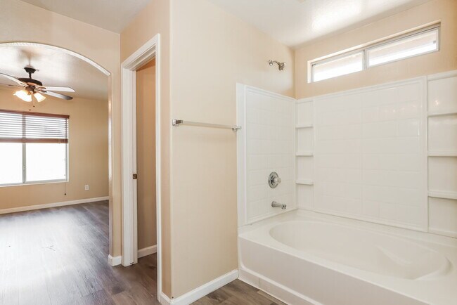 Building Photo - 22678 W Adams Dr