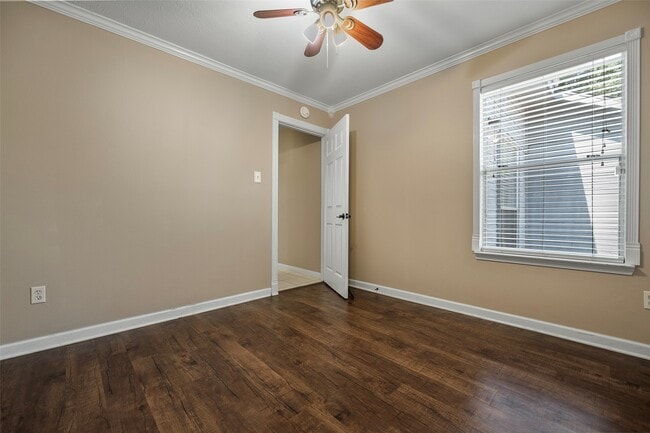Building Photo - 18103 Gravenhurst Ln