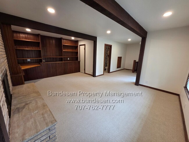 Building Photo - Beautifully remodeled 3+Bedrooms, 3 bath home ~628 Canyon Road, Novato