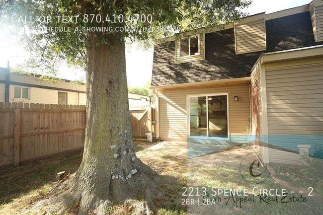 Building Photo - 2213 Spence Cir
