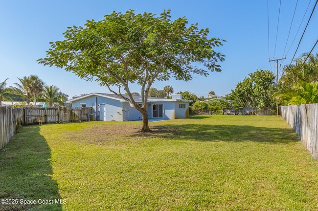 Building Photo - 460 Carissa Dr