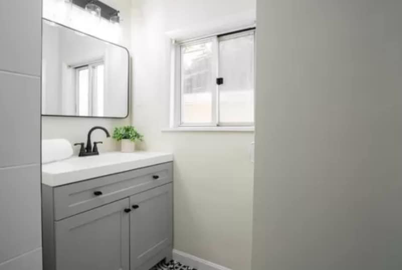 Building Photo - 120 Wallace Ave