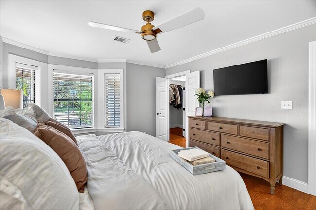 Building Photo - 301 Medlin Creek Loop