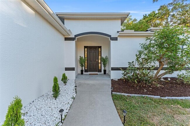 Building Photo - 2503 Dumont Ln