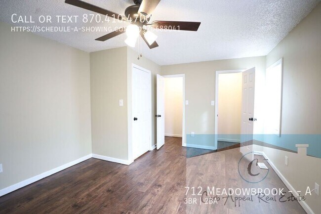 Building Photo - 712 Meadowbrook St