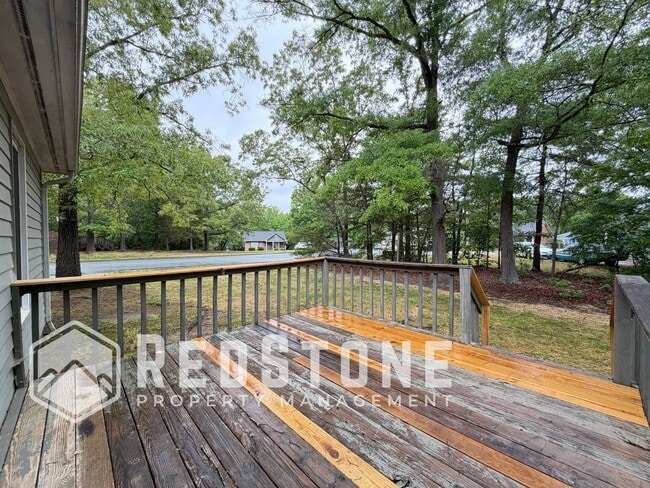 Building Photo - 2302 Morningside Dr