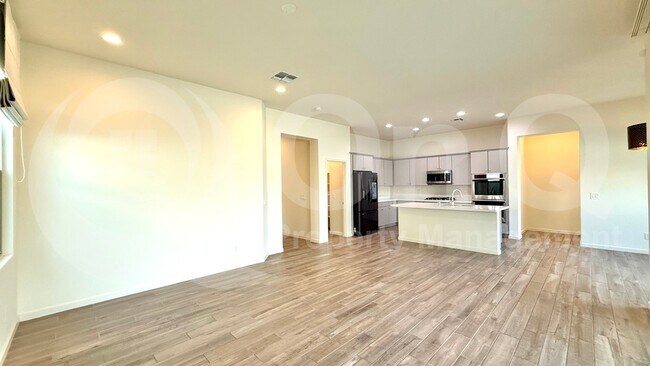 Building Photo - 21096 E Arroyo Verde Dr