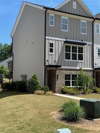 Building Photo - 1204 Ainsworth Alley