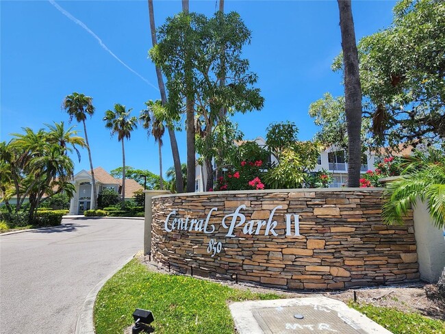 Building Photo - Central Park II Condos -  Downtown Sarasot...