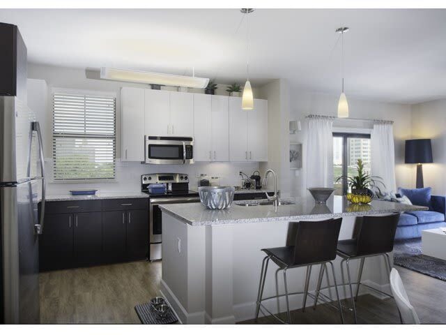 Building Photo - Beacon 430