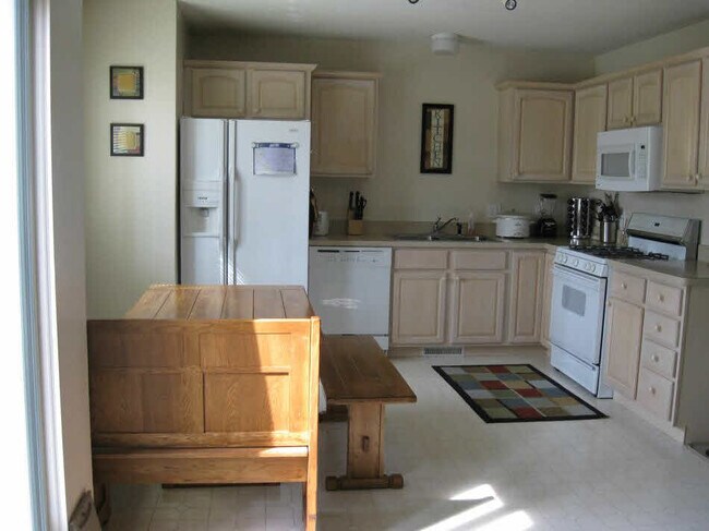 Building Photo - 6205 Alyse Lane