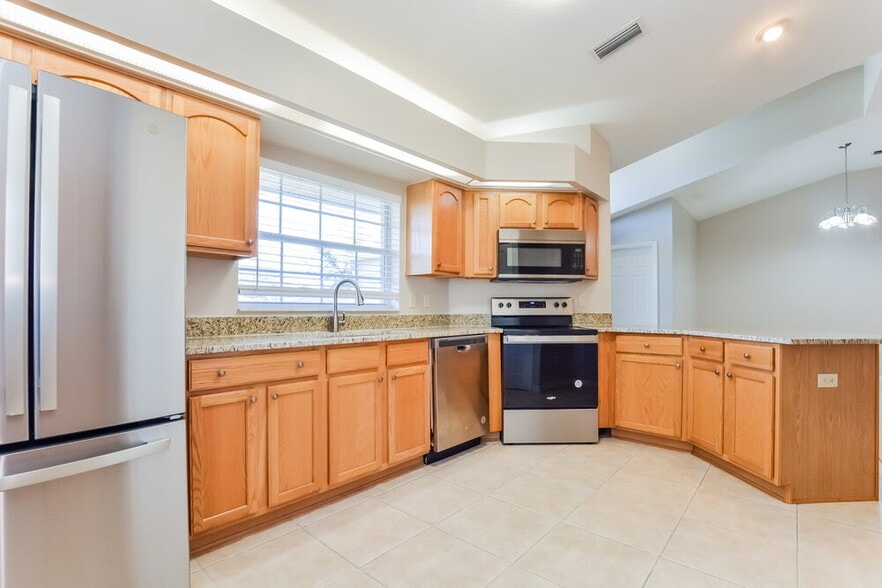 Building Photo - 4510 Abaco Dr