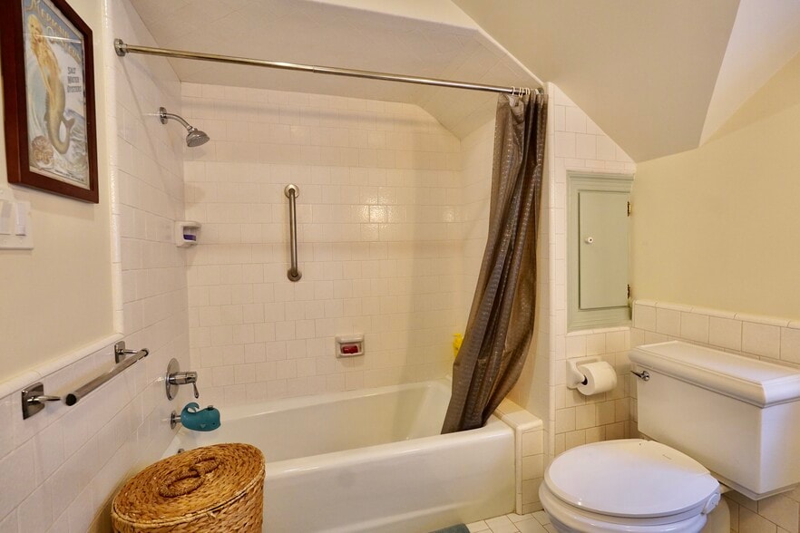 Bathroom 2 - 89 Rivo Alto Canal