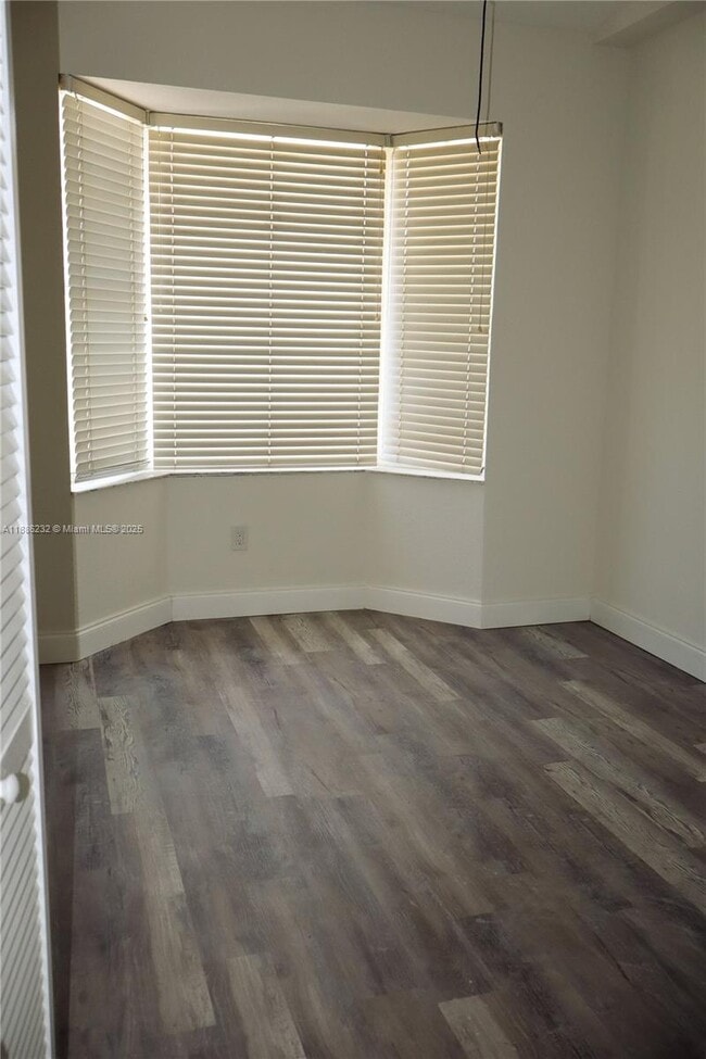 Building Photo - 711 SW 148th Ave