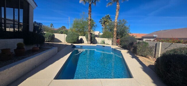 Building Photo - 14025 Sussex Pl