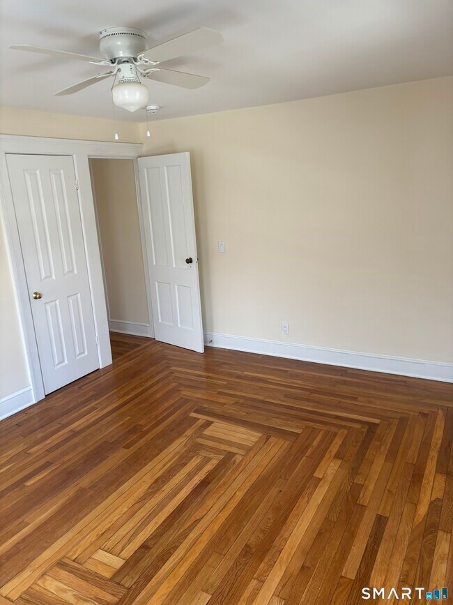 Building Photo - 95 Pennsylvania Ave