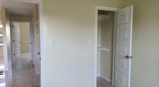 Building Photo - 7884 Palma De Micharos Dr