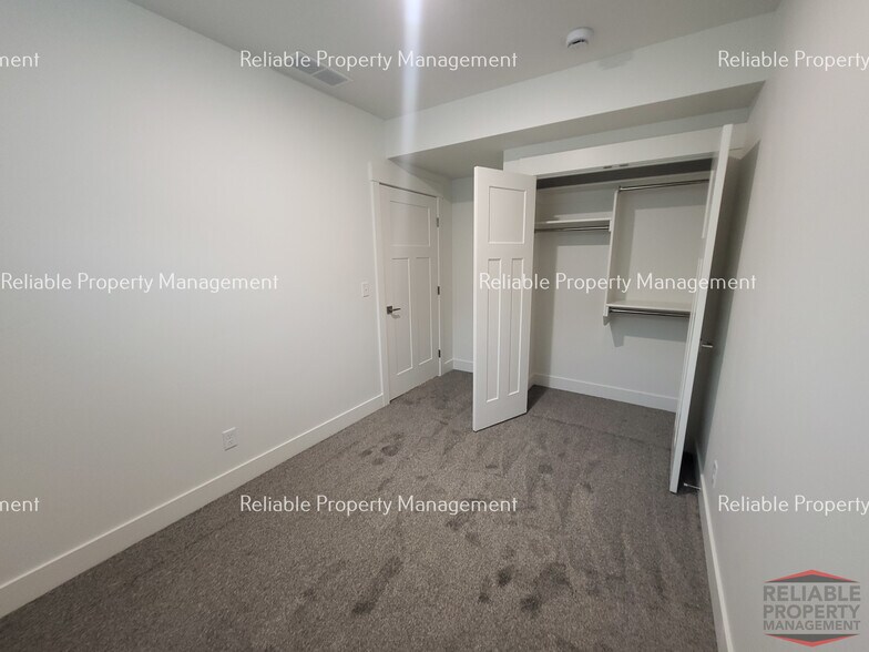 Building Photo - 341 Eliza Joy Ln