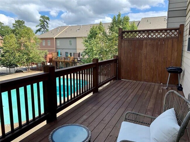 Building Photo - 2465 Magnolia Ridge Dr