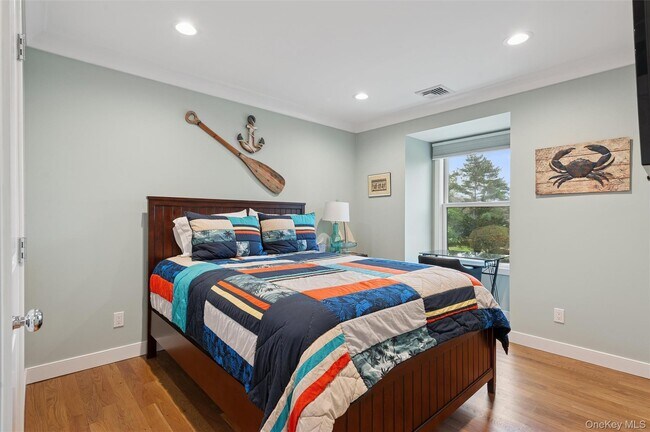 Building Photo - 50 Hubbard Ln