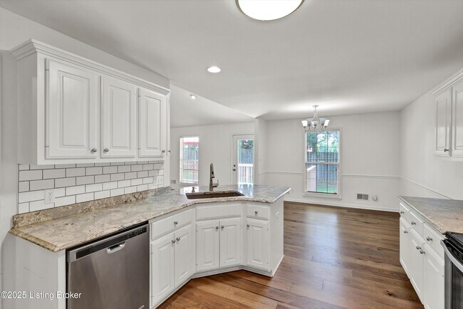 Building Photo - 9816 Calamar Ct