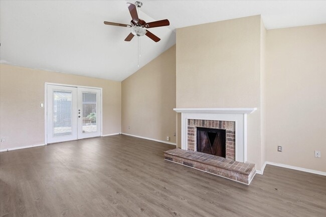 Building Photo - 6733 Dandelion Dr