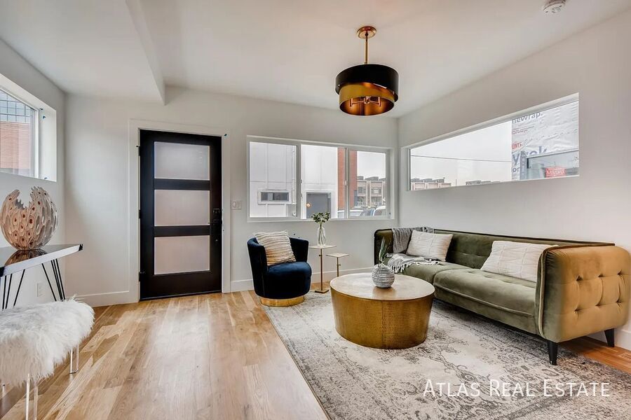 Building Photo - 1230 25th St