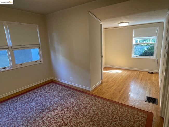 Building Photo - 741 Haddon Pl