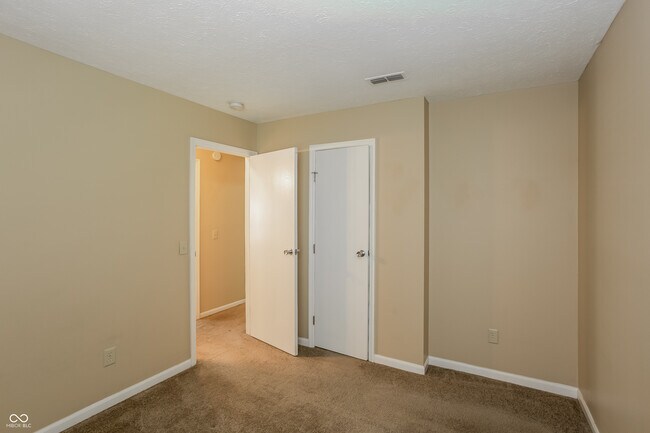 Building Photo - 7114 Elias Cir