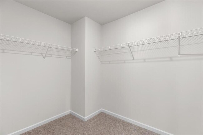 Building Photo - 5370 Swan Ln