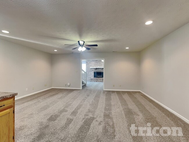 Building Photo - 5220 Tamarisk Ct