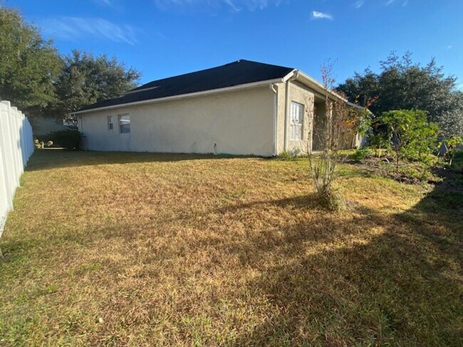 Building Photo - Beautiful 4 Bedroom 3 Bath Home in Ocoee