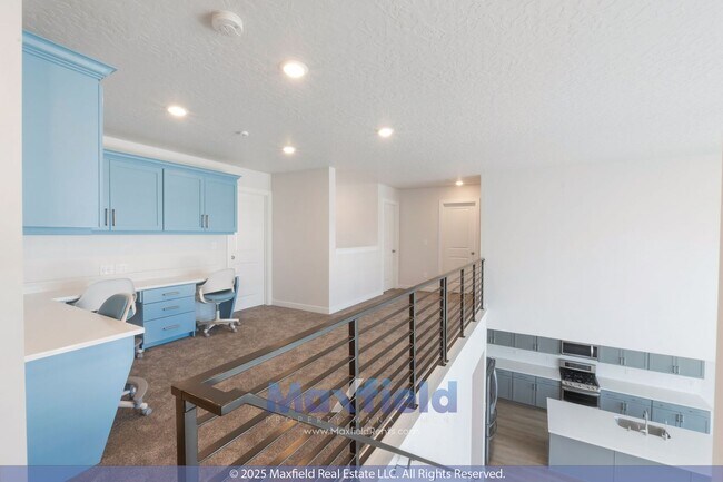 Building Photo - Modern EV Friendly Upgraded 5 BD 4 BA 3 GA...