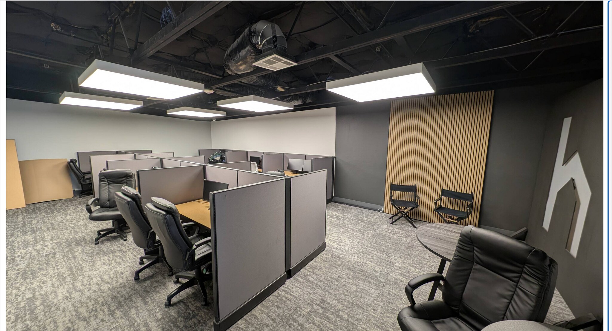 Building Photo - 1640 S State St