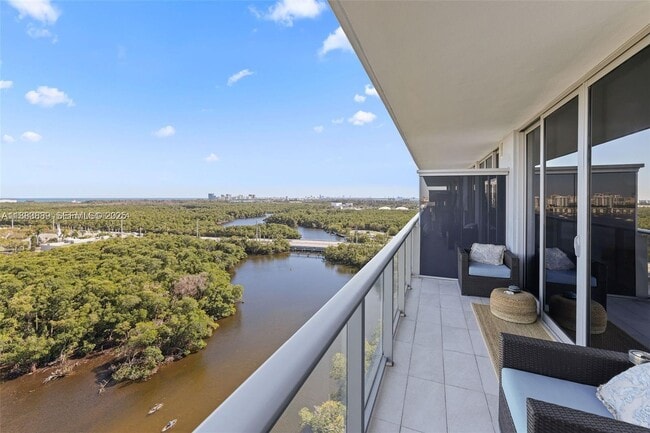 Building Photo - 16385 Biscayne Blvd