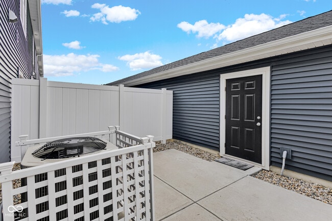 Building Photo - 3516 Thomas Jefferson St