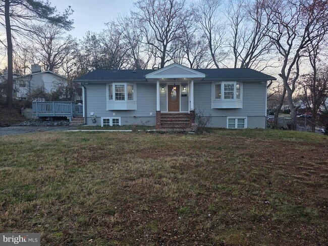 Building Photo - 3604 Lakota Rd