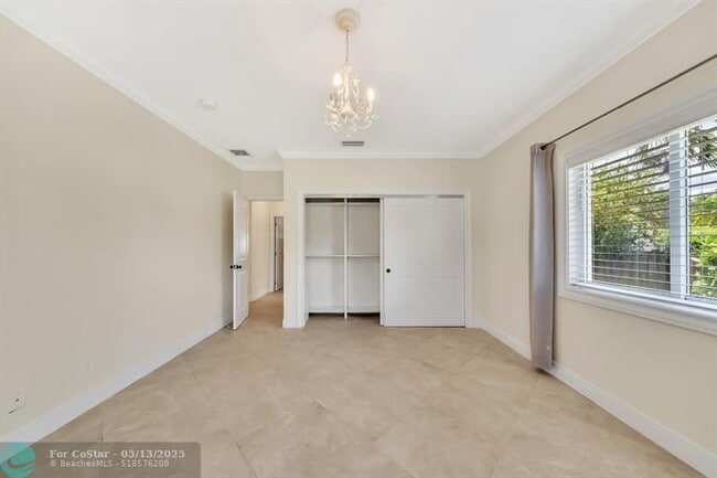 Building Photo - 4920 SW 170th Ave