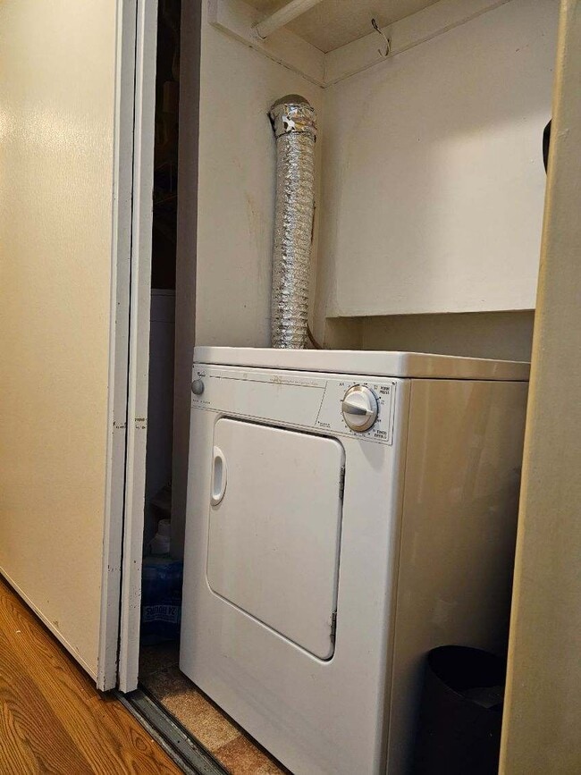 Dryer - 200 Skyline Dr