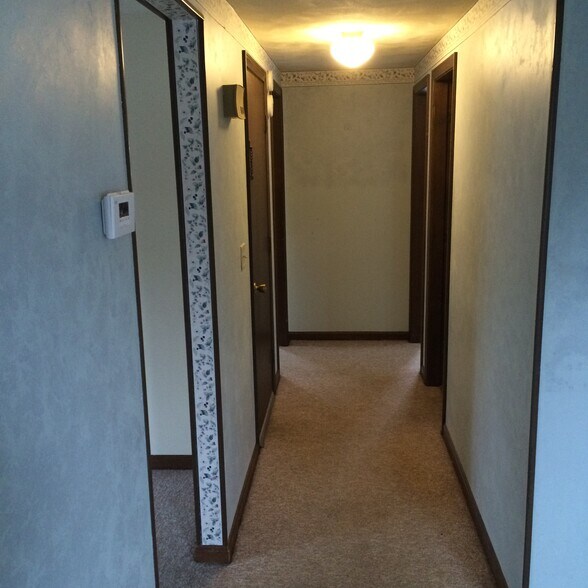 Hallway - 5 John Avenue