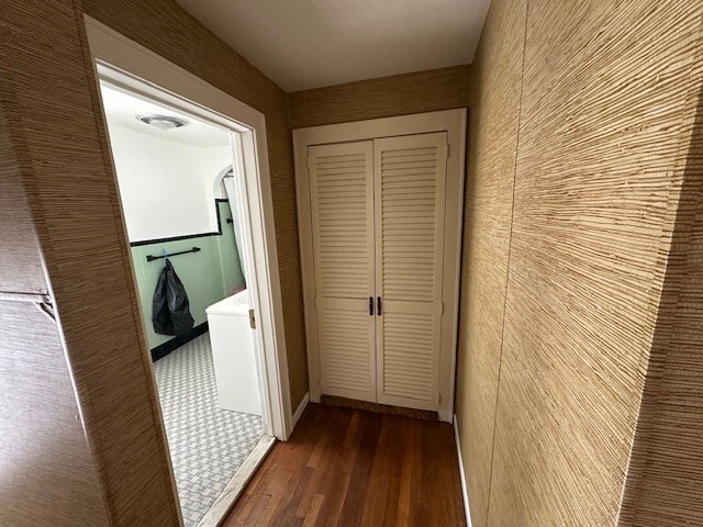 Building Photo - 9 S Seward Ave