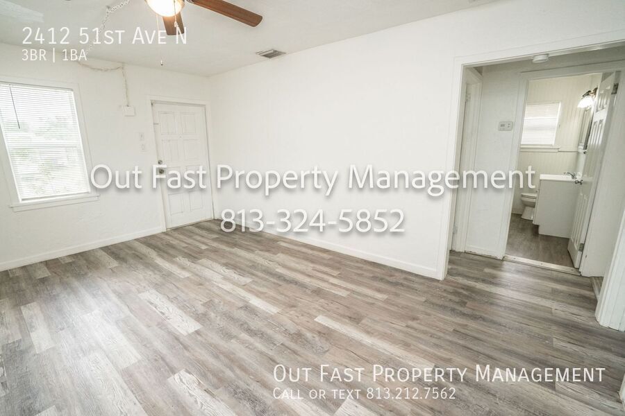 Building Photo - 2412 51st Ave N