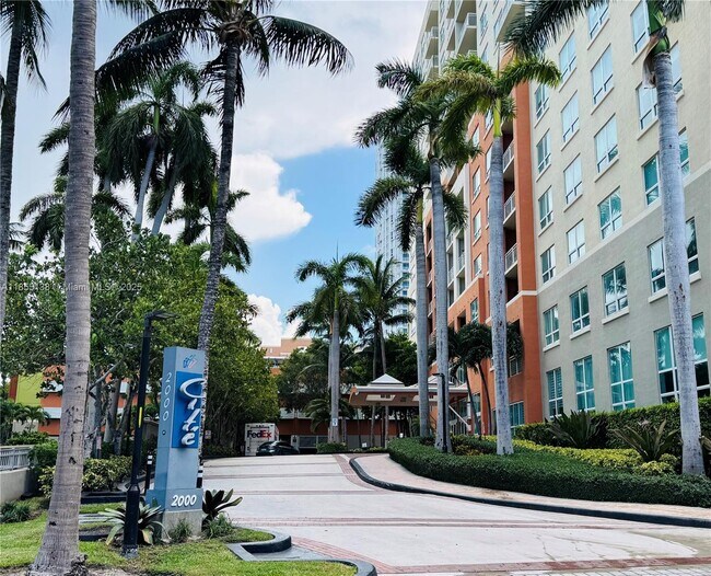 Primary Photo - 2001 Biscayne Blvd
