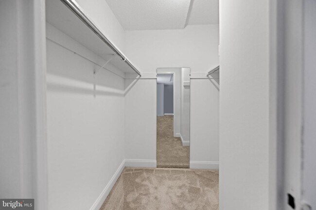 Building Photo - 501 Slaters Ln