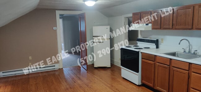 Building Photo - 1310 Layton Rd