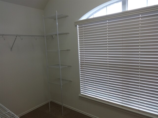 Building Photo - 2807 Edgewick Elm St