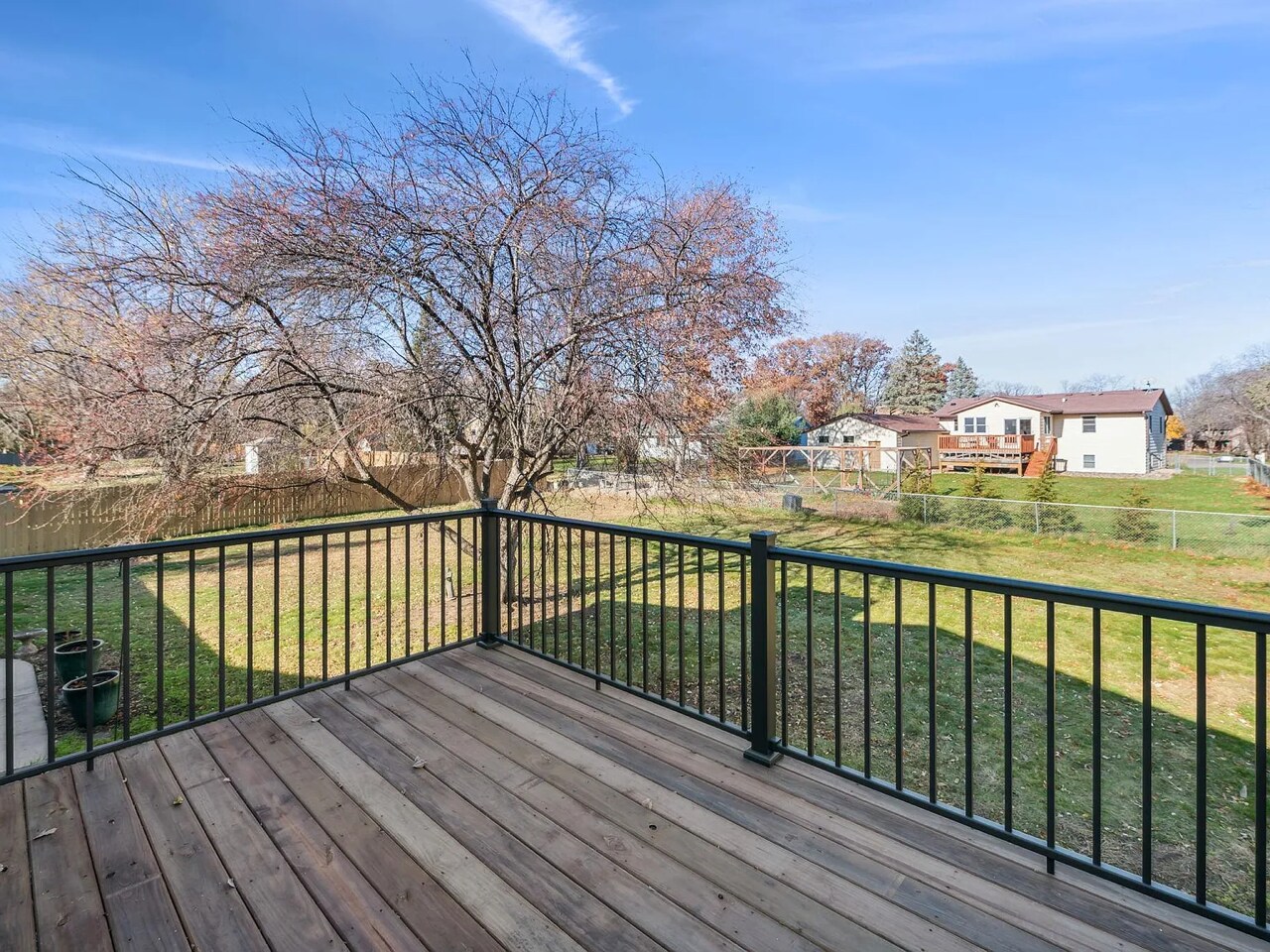 Building Photo - 1803 Chestnut Dr